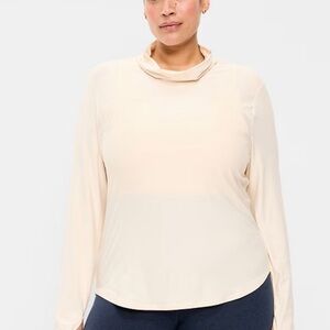 Long-Sleeve Mock Neck Womens Active Top